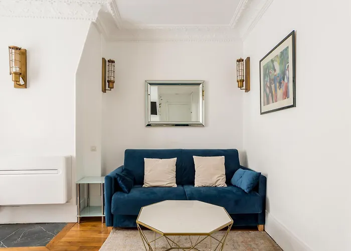 Saint Paul Le Marais Charlemagne Apartment